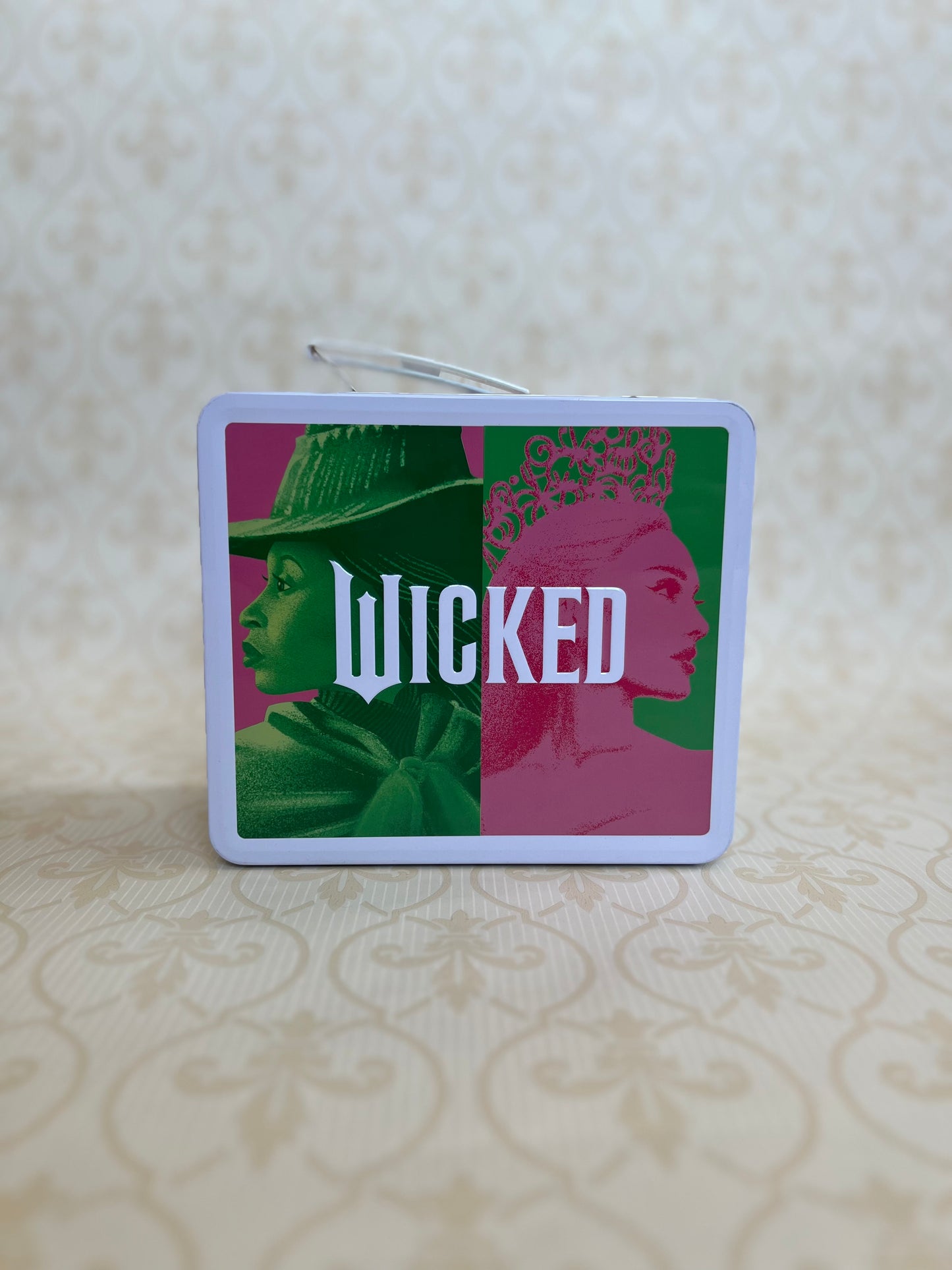 NEW! "ALAMO - Wicked" lunch box with thermos