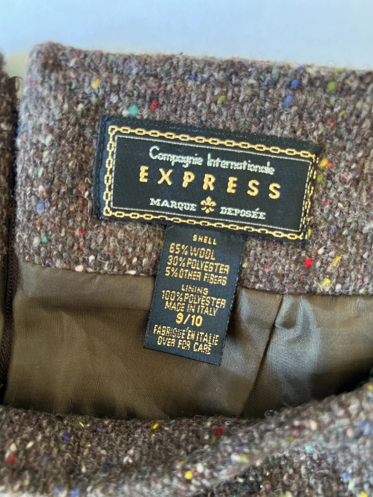 "Express Compagnie Internationale" wool skirt -Size 9/10